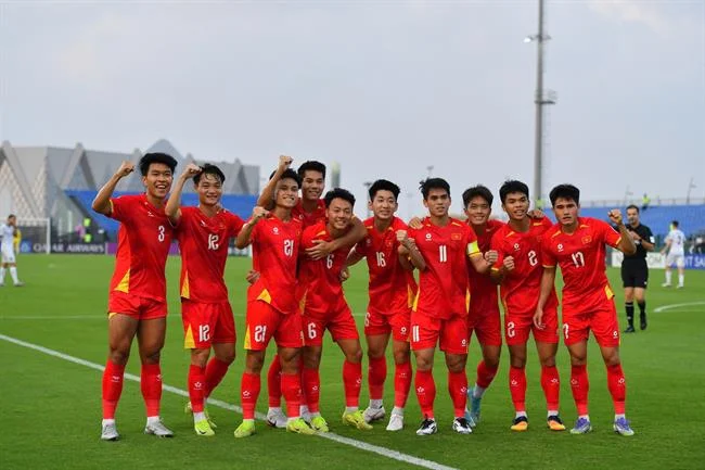 Hỗ trợ qua Email